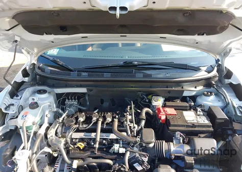 2019 Nissan Kicks Sr из США, поврежденный, VIN 3N1CP5CU9KL482660